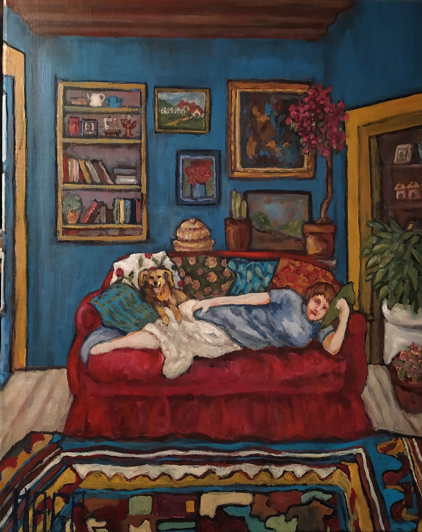 Scène d’intérieur avec canapé rouge et chien, peinture de Magali Roux-Roche